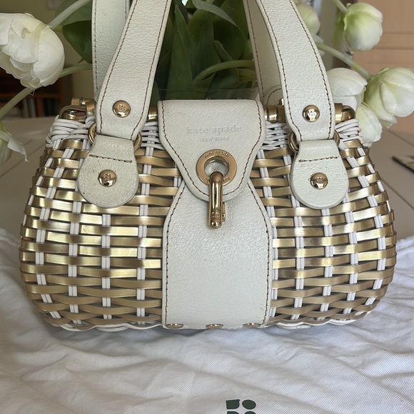 Kate Spade gold and white rattan style bag - Picture 2 of 11